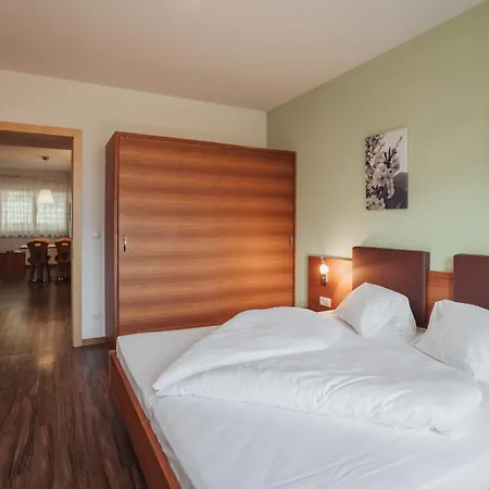 Weihergut Hotel Cermes